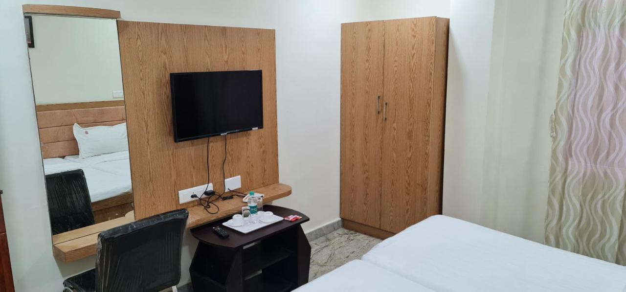 Vijay Shree Inn Vellore Esterno foto