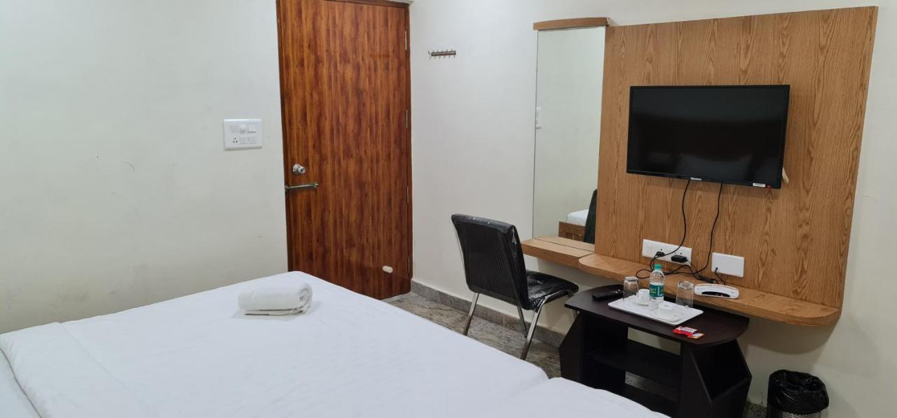 Vijay Shree Inn Vellore Esterno foto